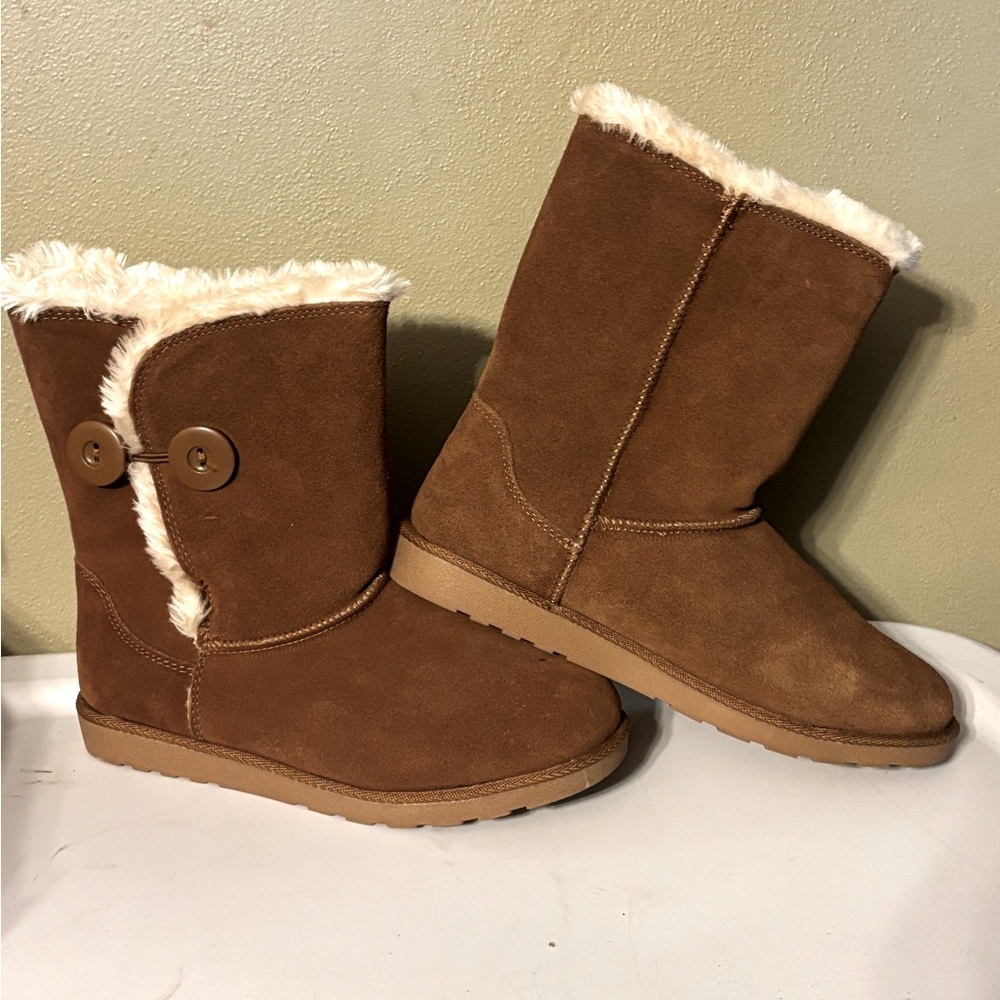 SO Chestnut Brown Button Boots 
(similar to UGG boots)